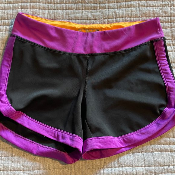 Lot of 2 Running Shorts Old Navy New Balance - Picture 6 of 9